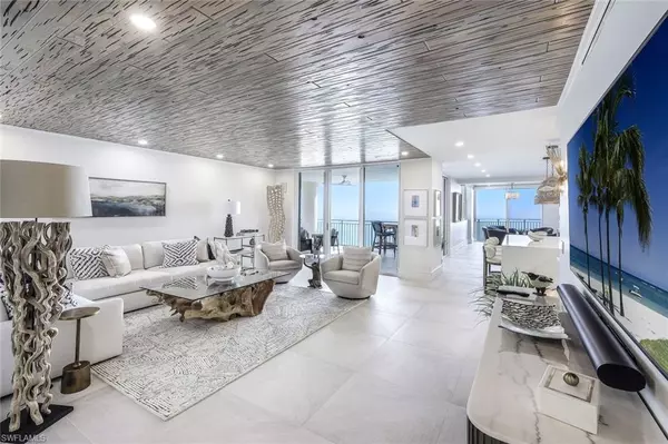 Marco Island, FL 34145,980 Cape Marco DR #1304
