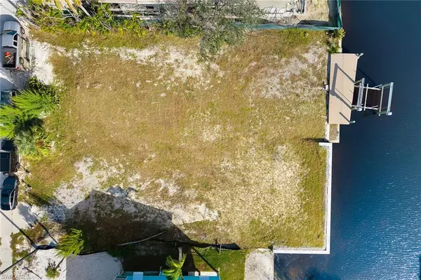 Bonita Springs, FL 34134,27833 Hickory BLVD