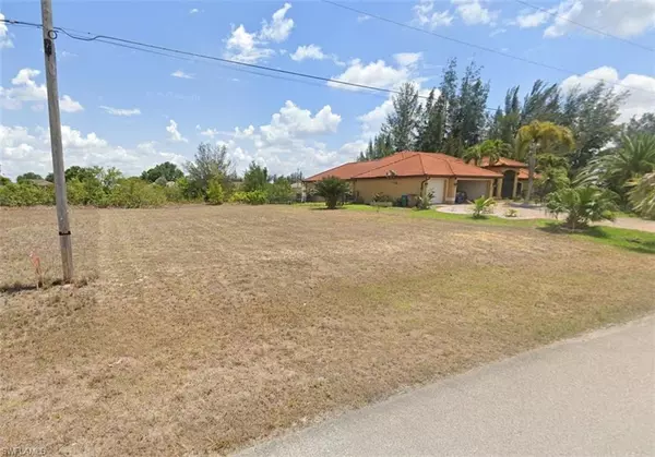 Cape Coral, FL 33909,919 NE 1st AVE