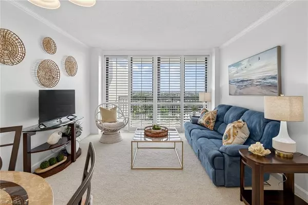 Marco Island, FL 34145,180 Seaview CT #1002