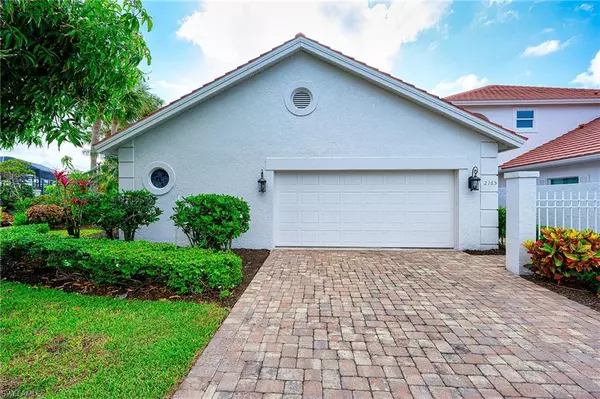 Naples, FL 34112,2165 Paget CIR #1