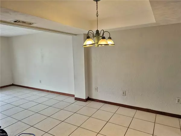 Naples, FL 34112,4907 Catalina DR #45