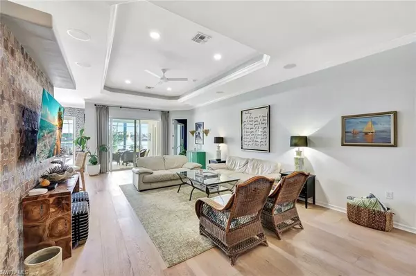 Naples, FL 34119,3852 Jasmine Lake CT