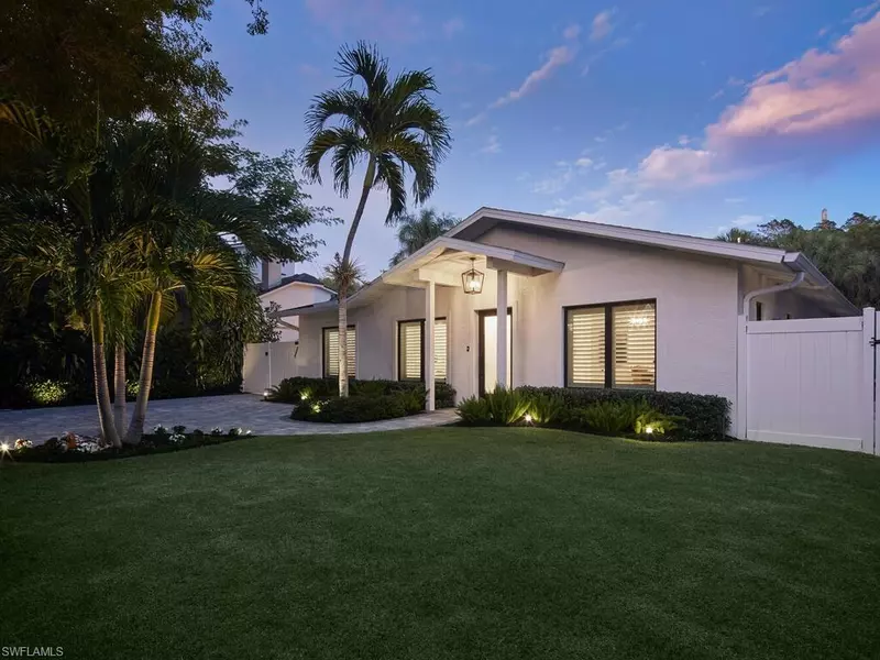 1080 13th ST N, Naples, FL 34102