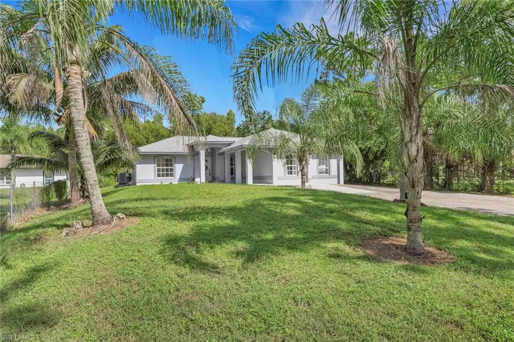Naples, FL 34117,3341 2nd AVE SE