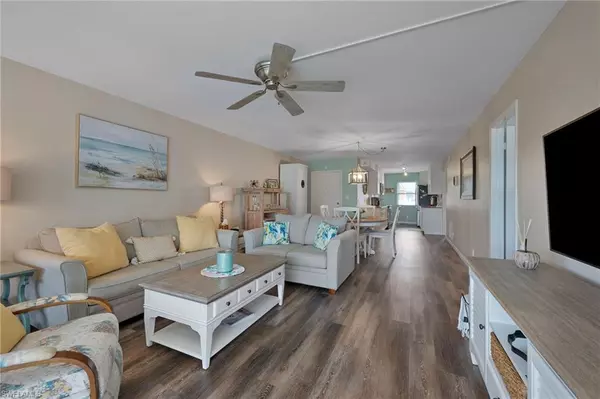 200 Pebble Beach BLVD #D501, Naples, FL 34113