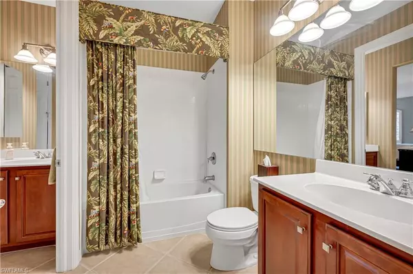 Naples, FL 34120,12029 Covent Garden CT #2501