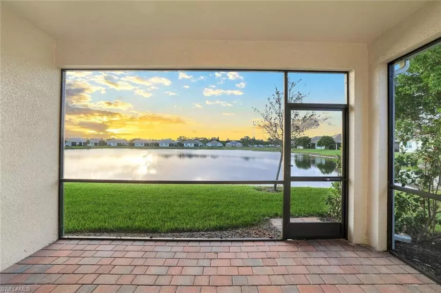 1249 Enbrook LOOP, Naples, FL 34114