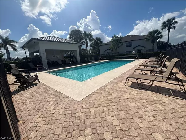 Naples, FL 34120,9077 Gervais CIR #902