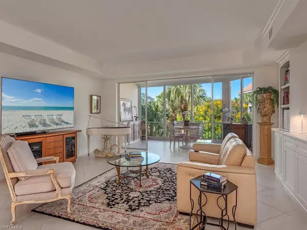 8420 Abbington CIR #B25, Naples, FL 34108