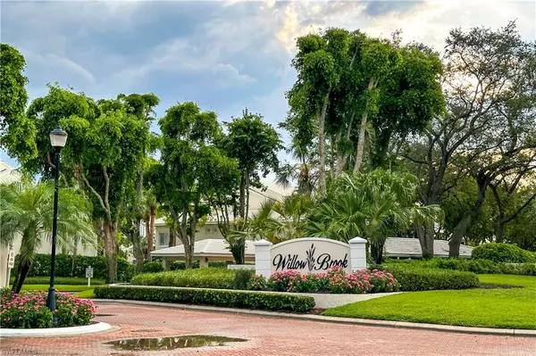 Naples, FL 34108,790 Willowbrook DR #307