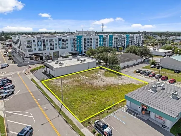 4710 SE 9th PL, Cape Coral, FL 33904
