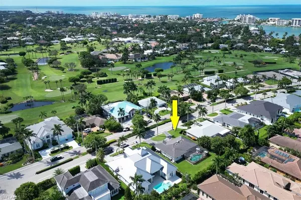 Naples, FL 34103,701 Harbour DR