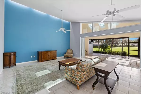 Naples, FL 34112,4453 Yacht Harbor DR