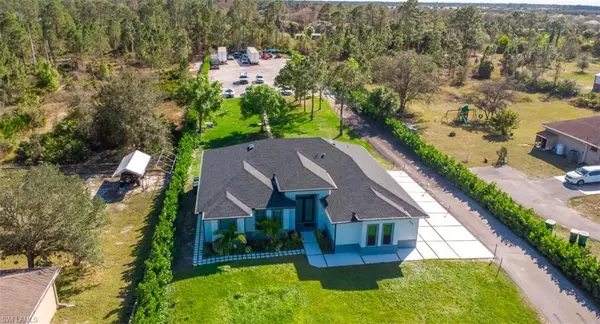 2406 37th AVE NE, Naples, FL 34120