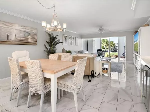 Marco Island, FL 34145,1128 Bald Eagle DR #102