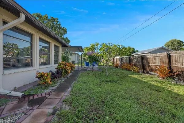 Bonita Springs, FL 34135,27580 Playa Del Rey LN