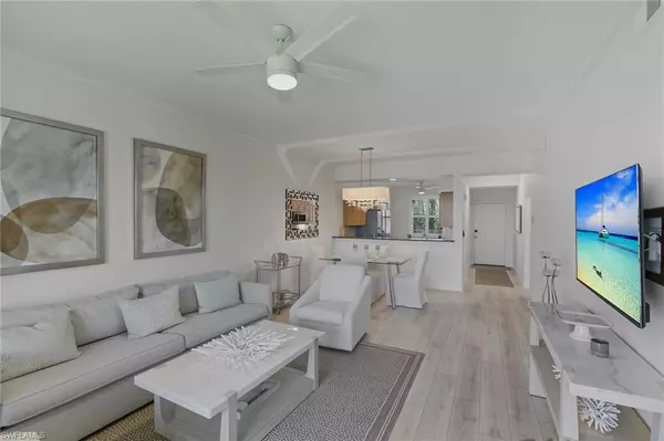 Bonita Springs, FL 34135,9400 Highland Woods BLVD #5205