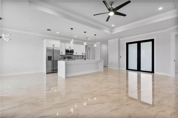 Naples, FL 34117,3571 Everglades Blvd S