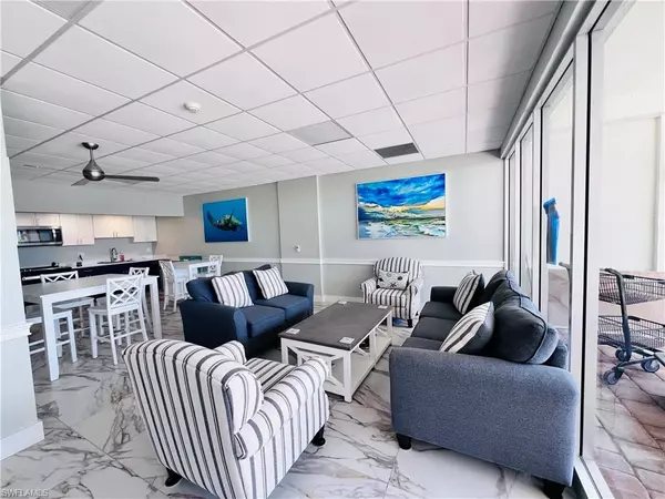 Naples, FL 34108,5 Bluebill AVE #303-1