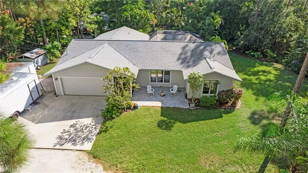 25187 Papillion DR, Bonita Springs, FL 34135