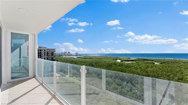 Naples, FL 34108,6101 Pelican Bay BLVD #1404