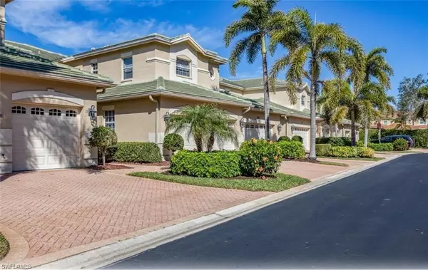 558 Vintage Reserve LN #19B, Naples, FL 34119