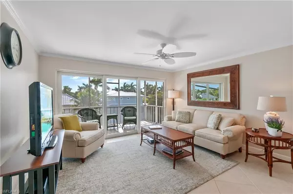 Naples, FL 34102,534 12th AVE S #534