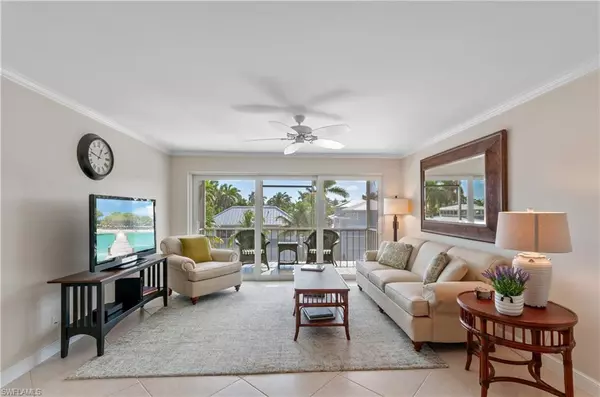 Naples, FL 34102,534 12th AVE S #534