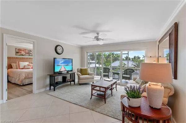 534 12th AVE S #534, Naples, FL 34102