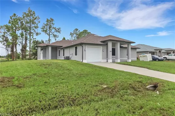 Lehigh Acres, FL 33973,4501/4503 15th ST SW