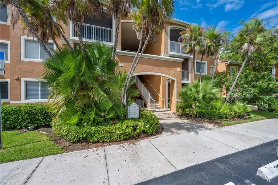 1885 Florida Club DR #8305, Naples, FL 34112