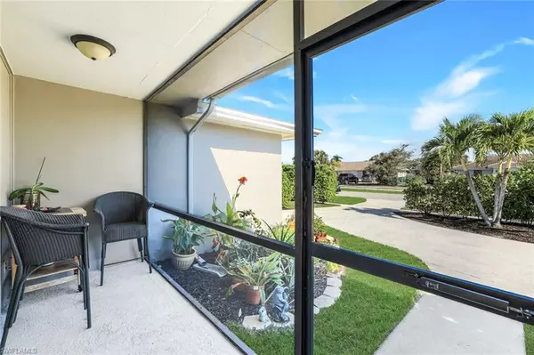 Marco Island, FL 34145,1237 Jamaica RD