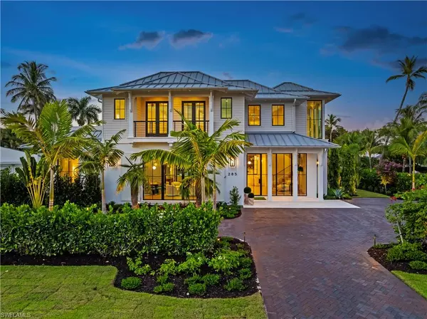 Naples, FL 34102,285 Central AVE