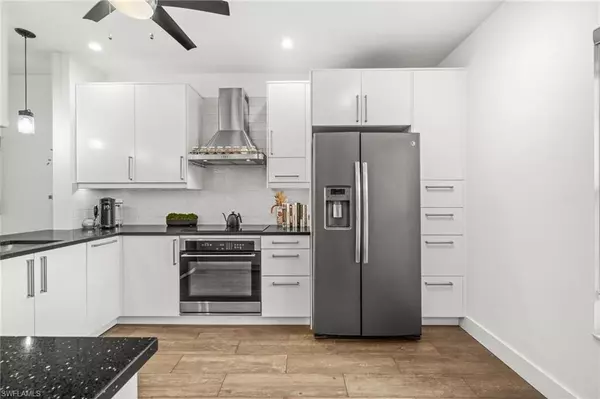 3235 Cypress Glen WAY #307, Naples, FL 34109