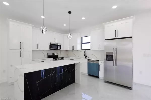 Lehigh Acres, FL 33976,2933 20th ST SW