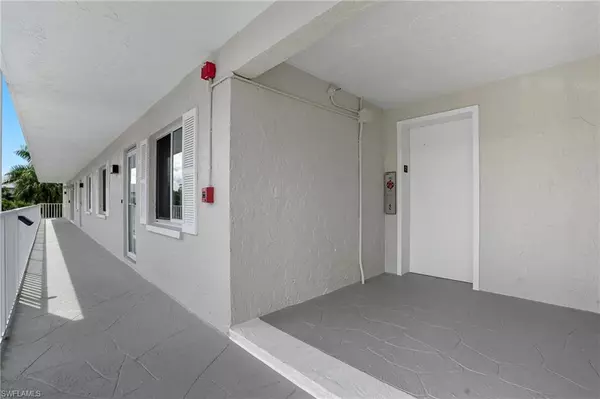 Naples, FL 34112,3062 Sandpiper Bay CIR #K203