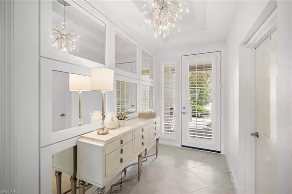 Naples, FL 34113,8050 Signature Club CIR #101