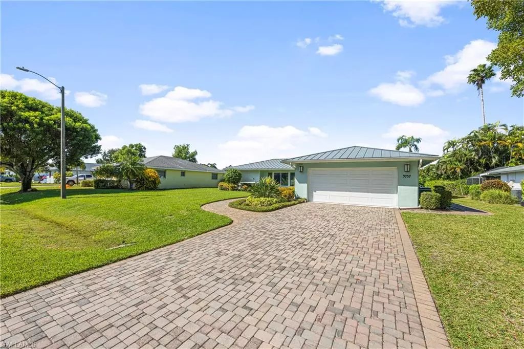 Naples, FL 34109,9757 Berkshire ST