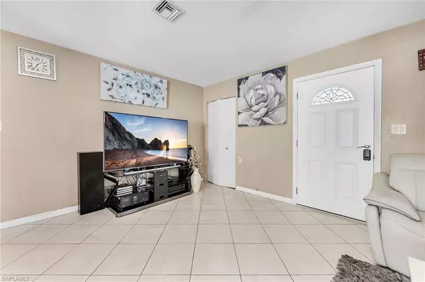 Naples, FL 34116,4949 22nd PL SW