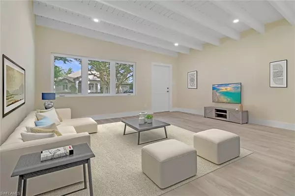 5150 Sand Dollar LN, Naples, FL 34103