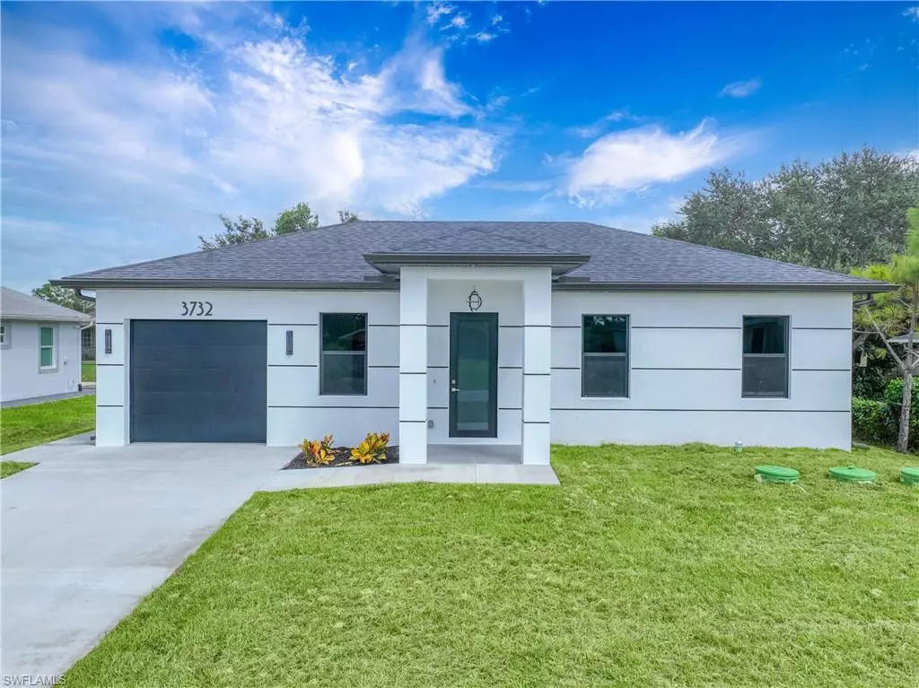 Lehigh Acres, FL 33971,3732 13th ST W