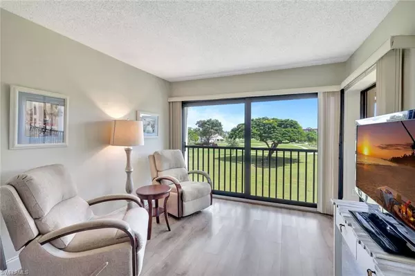 Fort Myers, FL 33907,7406 Lake Breeze DR #314