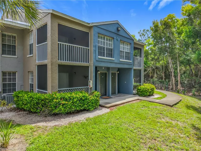 194 Santa Clara DR #12, Naples, FL 34104