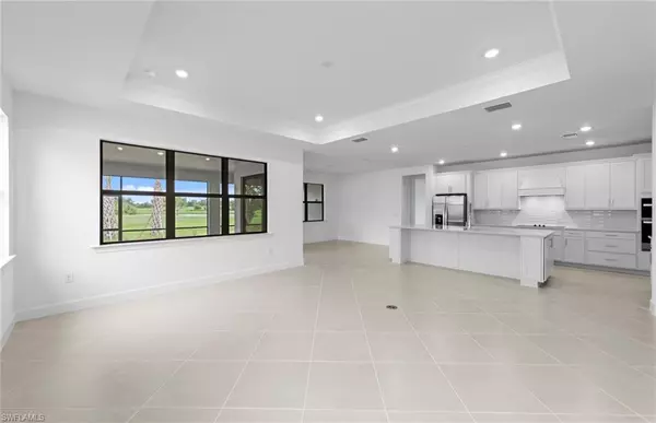 Alva, FL 33920,17043 Bishop BLVD