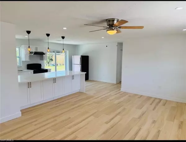 Naples, FL 34103,1387 Hernando ST