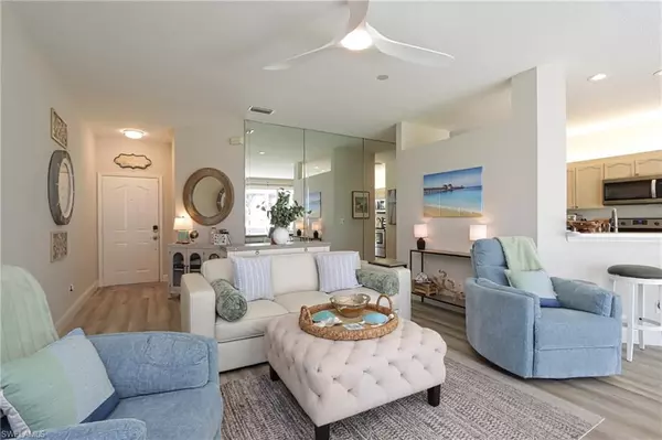 Naples, FL 34110,13140 Hamilton Harbour DR #F4