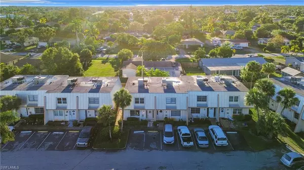 Naples, FL 34112,4924 Hawaii BLVD #5