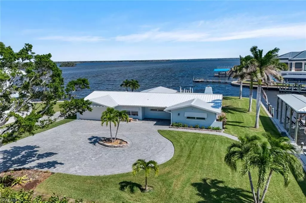 Fort Myers Beach, FL 33931,5596 Avenida Pescadora