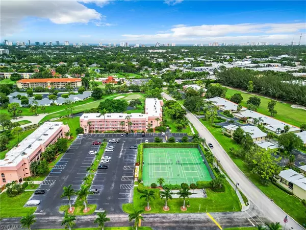 Naples, FL 34105,100 Forest Lakes BLVD #312